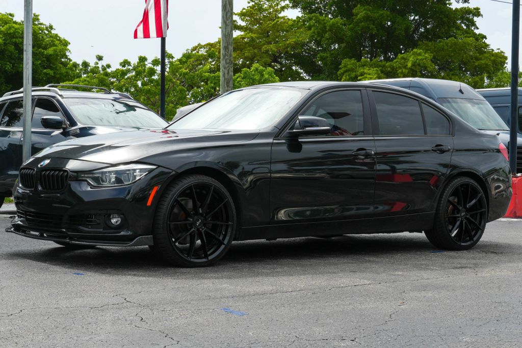 bmw 3 series 2018 WBA8E1G56JNU93454 image bmw 3 series 2018 WBA8E1G56JNU93454 image